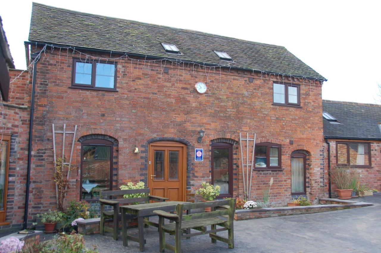 Bed and Breakfast Vale Farm Higham on The Hill Exterior foto